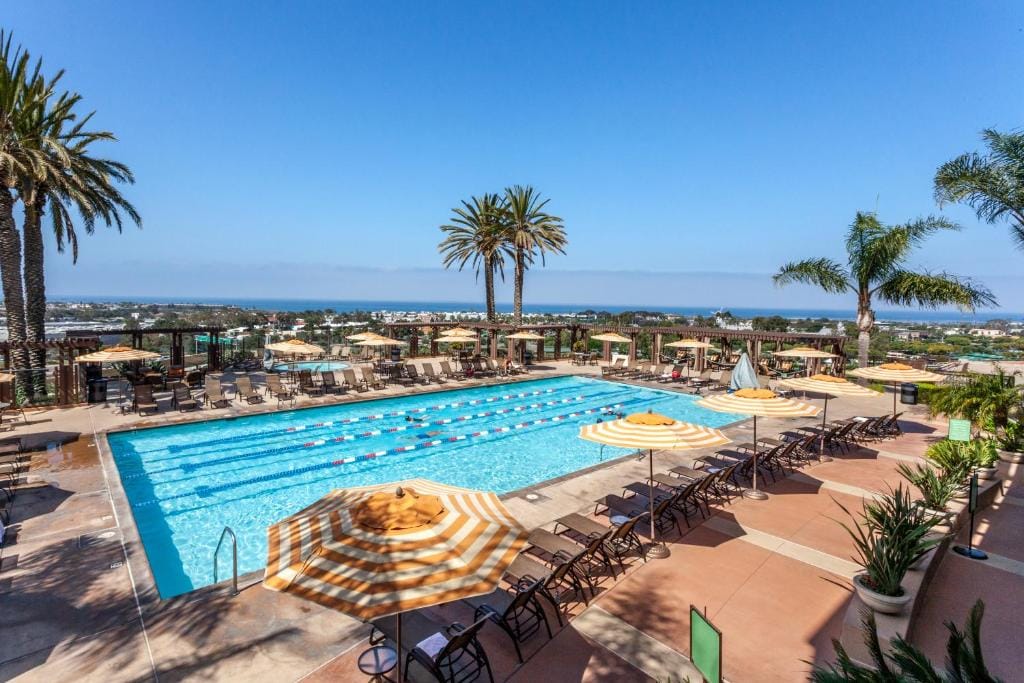 Hilton: 4 days/3 nights at the Grand Pacific Palisades Vacation Resort in Carlsbad, California for $349