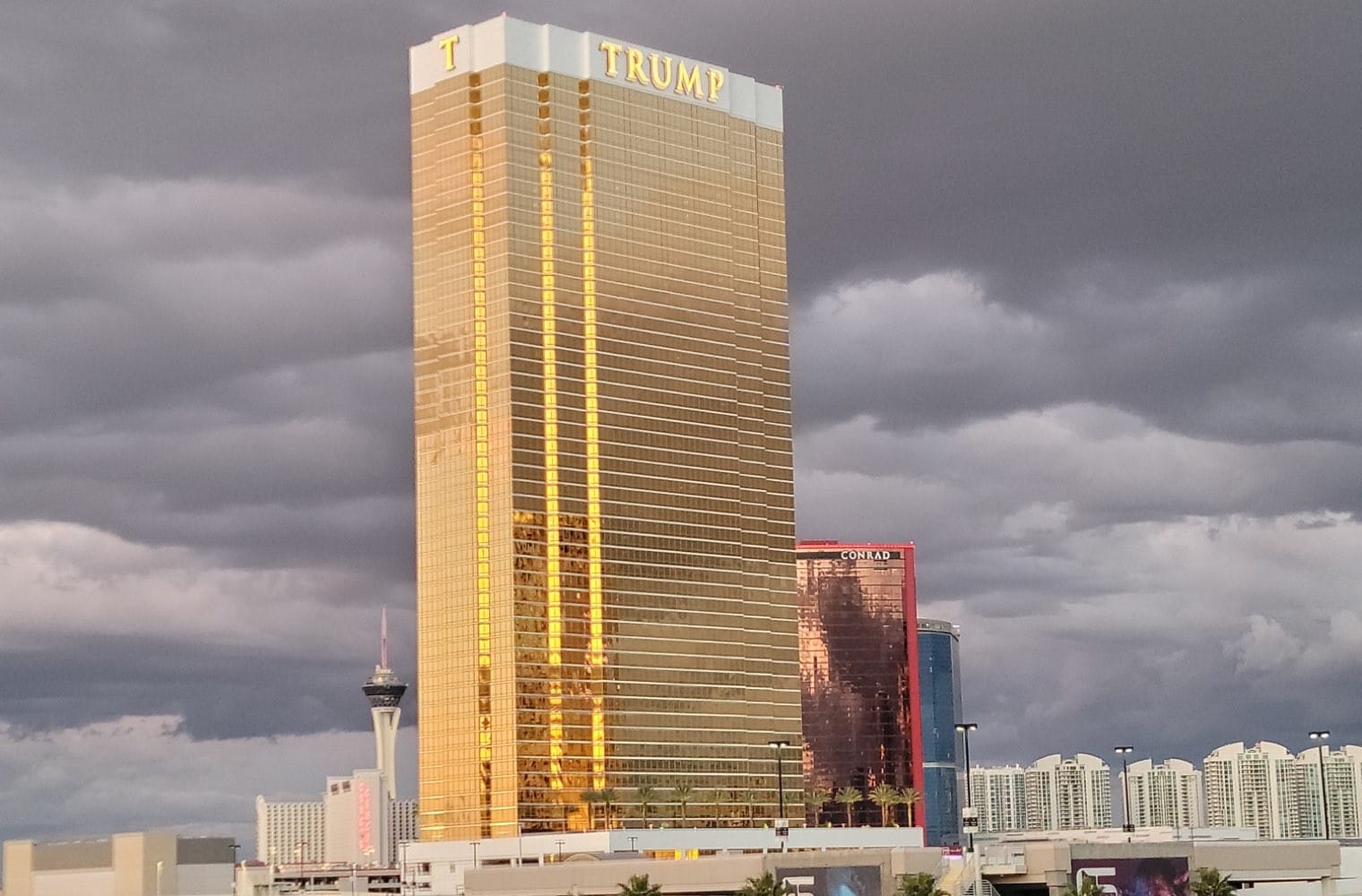 Hilton: 4 days/3 nights at the Trump International Hotel Las Vegas, a Hilton Grand Vacations Club  in Las Vegas, Nevada for $299