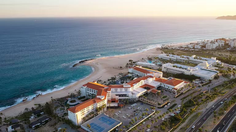 Hilton: 4 days/3 nights at the La Pacifica Los Cabos, a Hilton Club in Los Cabos, Baja California Sur, Mexico for $499