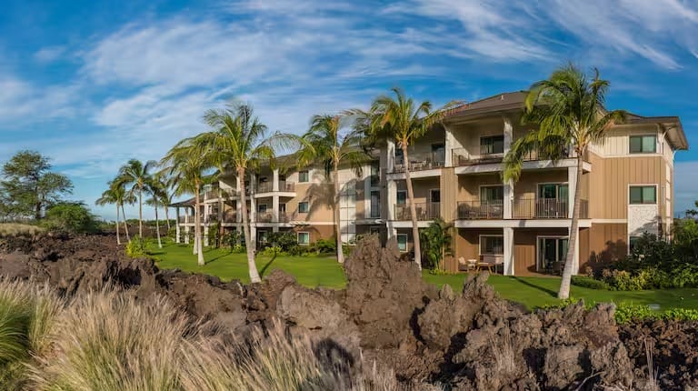 Hilton: 6 days/5 nights at the Kings’ Land, a Hilton Grand Vacations Club in Big Island of Hawaii for $1,199